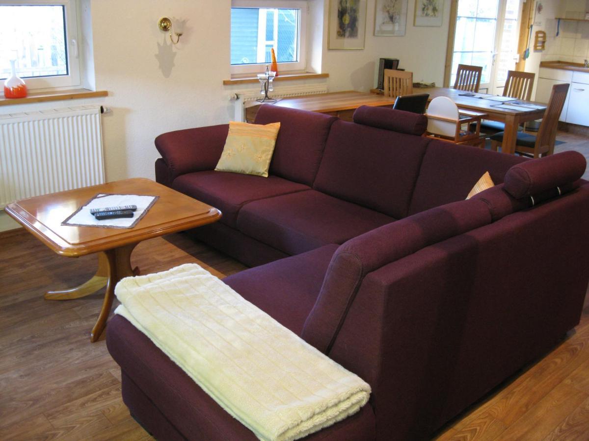Ferienwohnung Aurich Sandhorst Eg Mit Terrasse Und Kleinem Garten المظهر الخارجي الصورة
