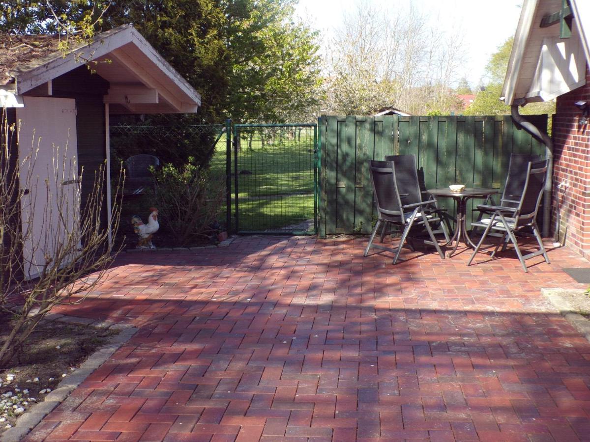 Ferienwohnung Aurich Sandhorst Eg Mit Terrasse Und Kleinem Garten المظهر الخارجي الصورة